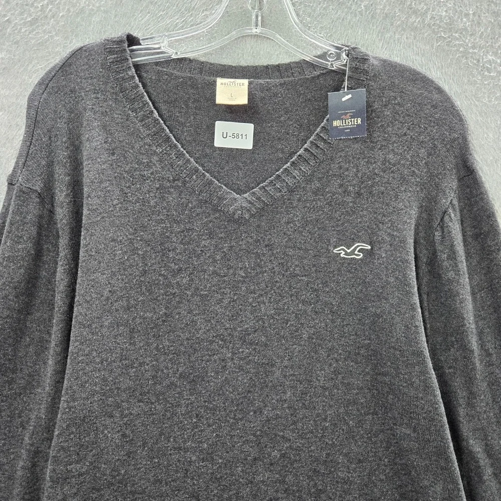Hollister Men Sweater Large Gray Knit V Neck‎ Cotton Blend Long Sleeve NWT